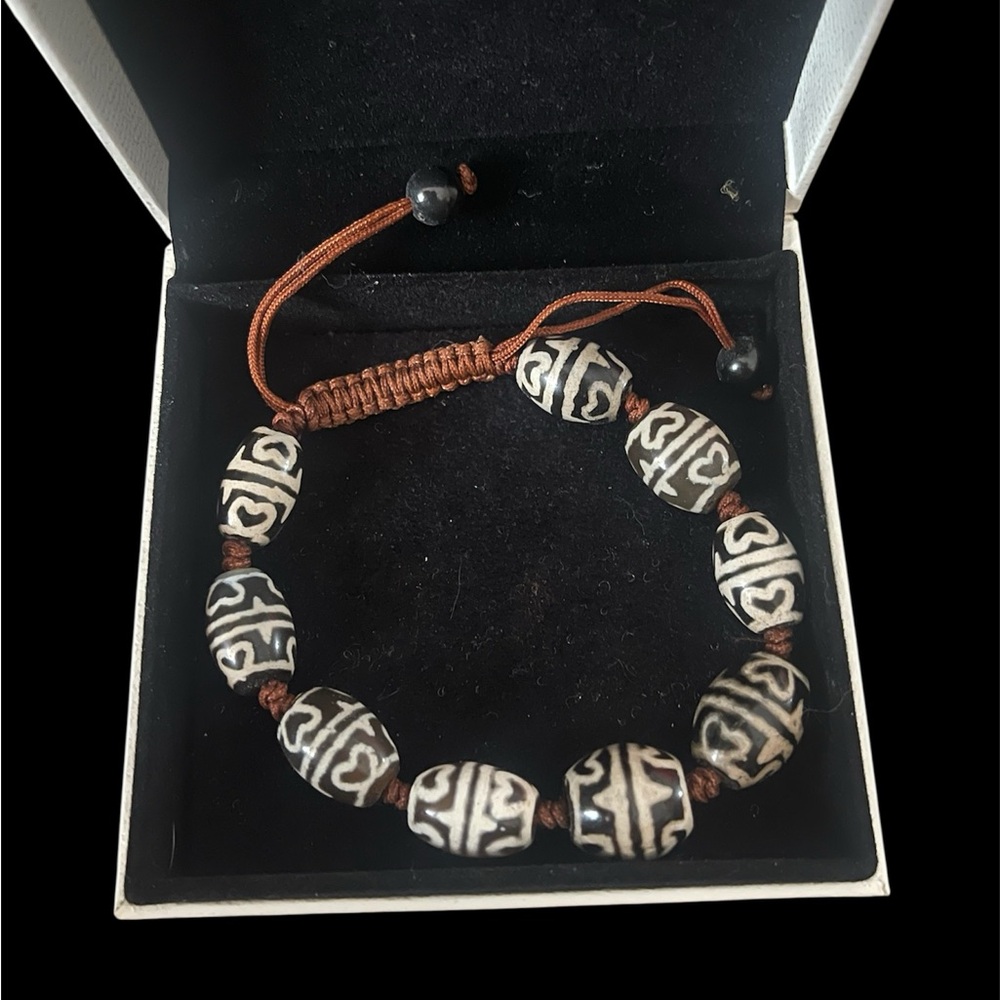 Tibetan DZi bead bracelet